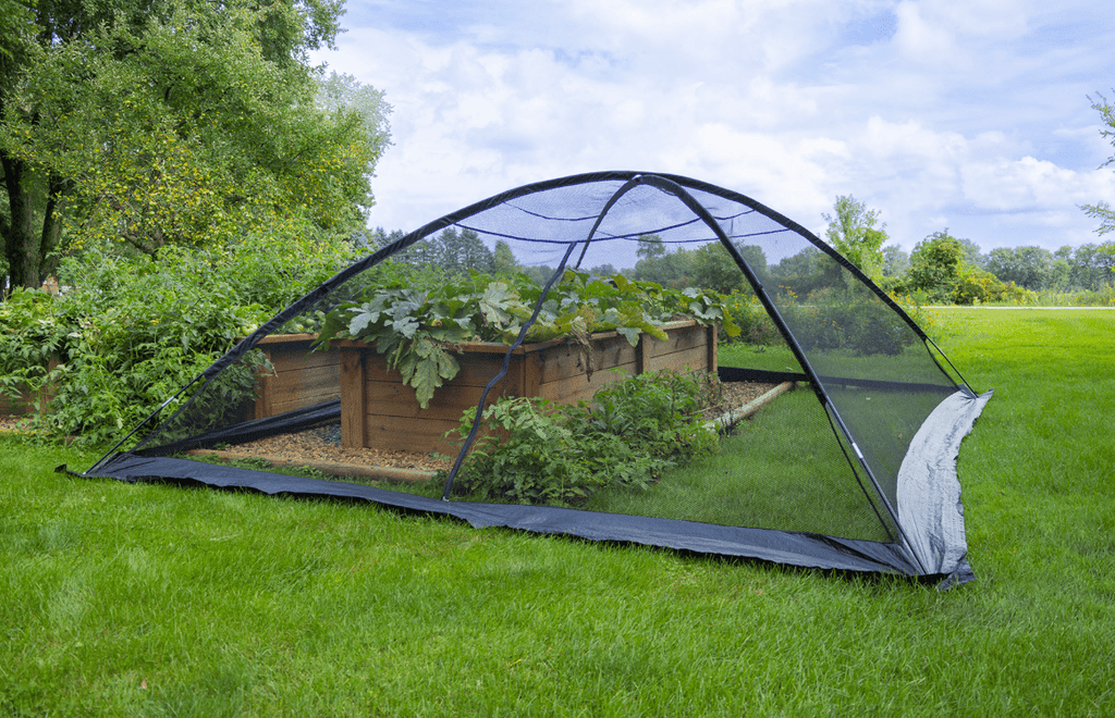 EasyPro:  Deluxe Pond Cover Tent